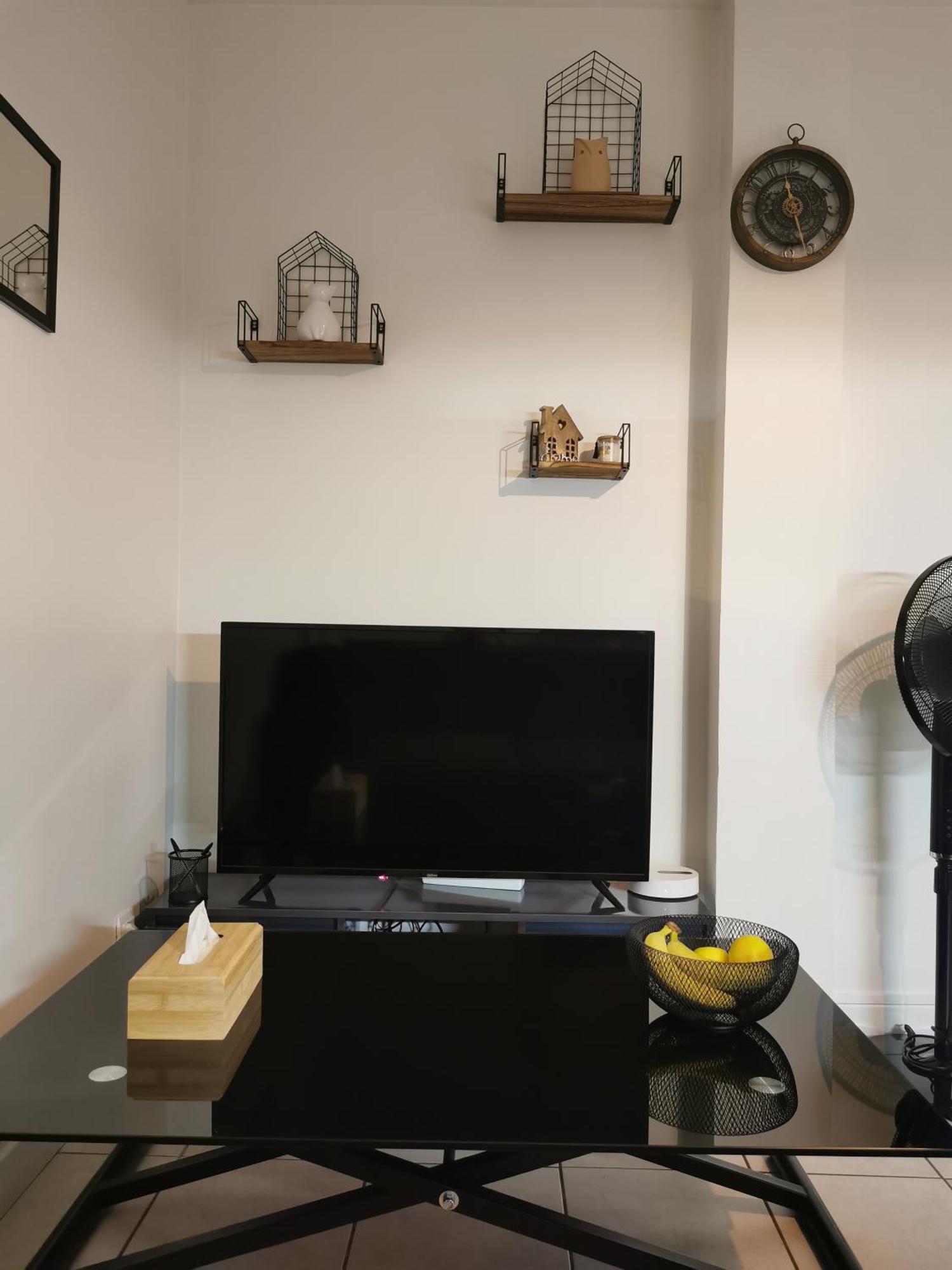 Charmant Appartement A 1 Minute Du Lac Annecy Bagian luar foto