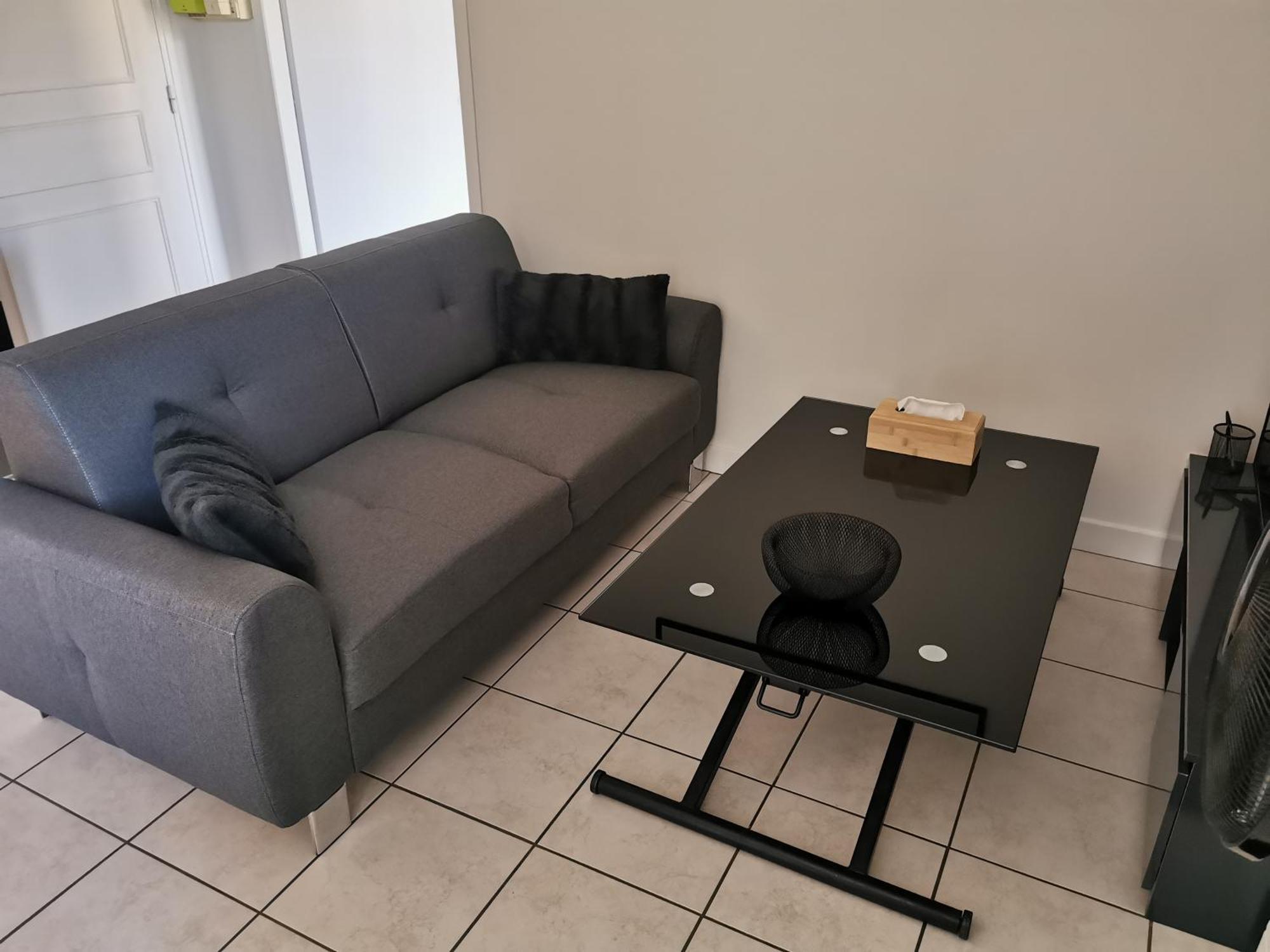 Charmant Appartement A 1 Minute Du Lac Annecy Bagian luar foto